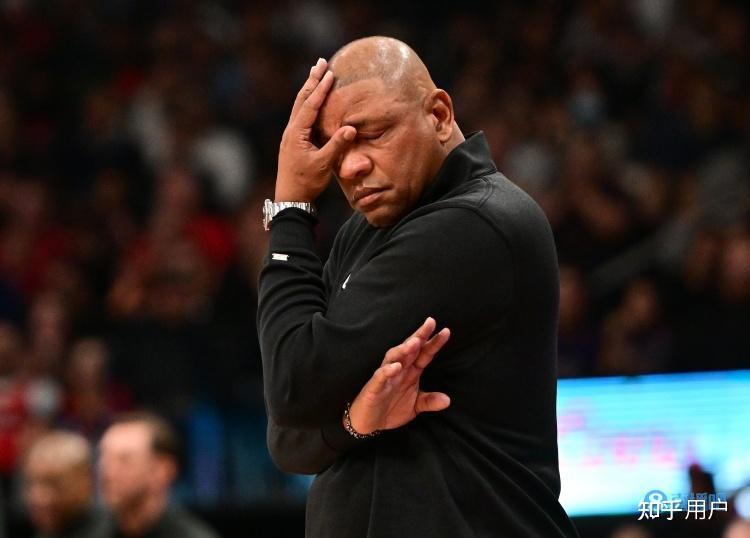 NBA球员因伤缺席重要比赛，队伍备战艰难的简单介绍