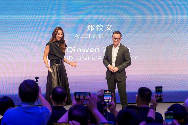 关于两位传奇巨星官宣现身中国足坛！携手亮相村超开幕式，值得期待的信息